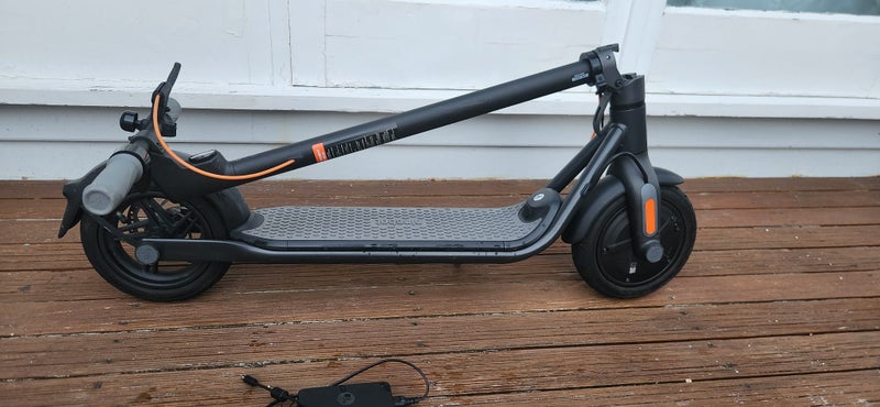Segway Ninebot F30 Electric Scooter64649177804929114