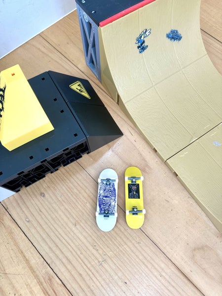 Tech Deck Halfpipe / Ramps Carousel 2