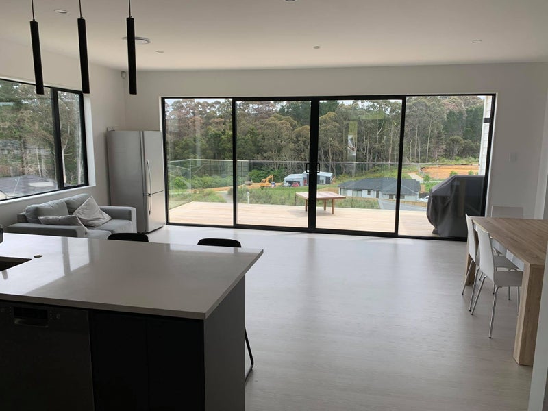 Orewa, 5 bedrooms64649328388099112