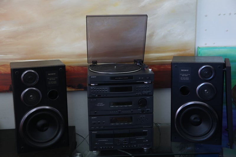 Sony Stereo System SHT-A30 with dedicated turntable PS-LX49P Carousel 1