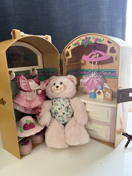 Very Rare Briarberry Bears Carousel 8