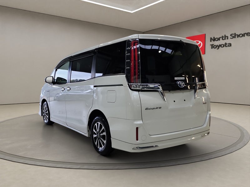 2017 Toyota Esquire 1.8L Hybrid Gi Wagon 2WD64649697381891114