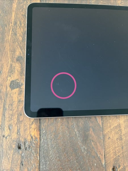 iPad Pro 11 inch (1st gen) Carousel 8