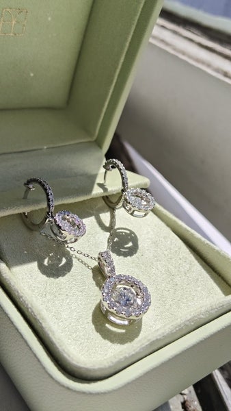 Diamond Necklace & Earring Set Carousel 1