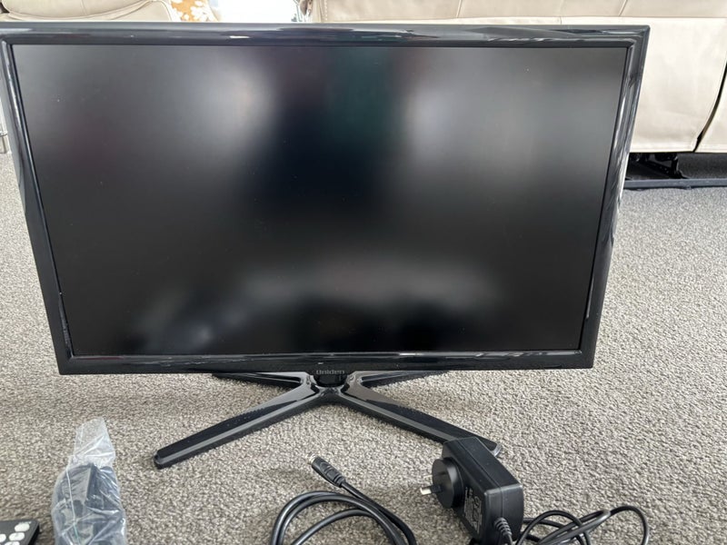 Uniden 24”Satelite ready Tv Carousel 12