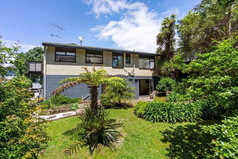 Birkenhead, 3 bedrooms64650036861570113