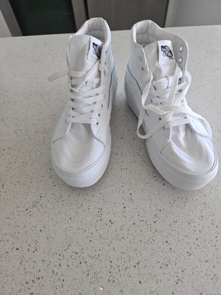 Brand new vans ladie ankle boots, no Box for them64650325680513110