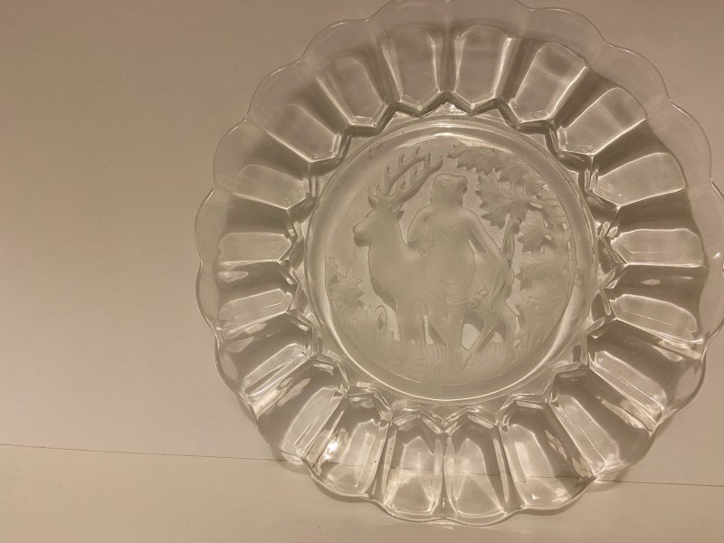 Beautiful Decorative Plate Carousel 1