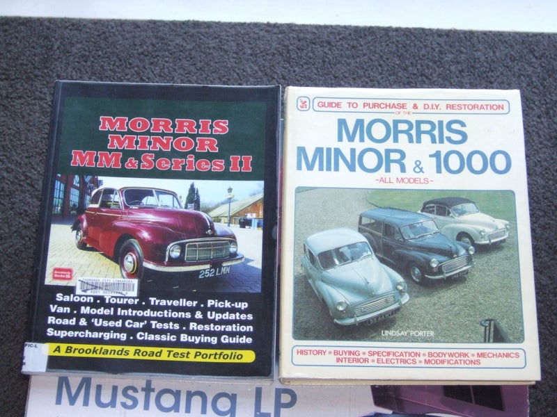 Morris Minor & 1000 Guide to Purchase & DIY Restoration + Road Test Portfolio64650514791939110