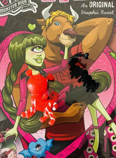 Monster High - Sweet Screams Frankie Stein Pet Watzit & Belt Carousel 2