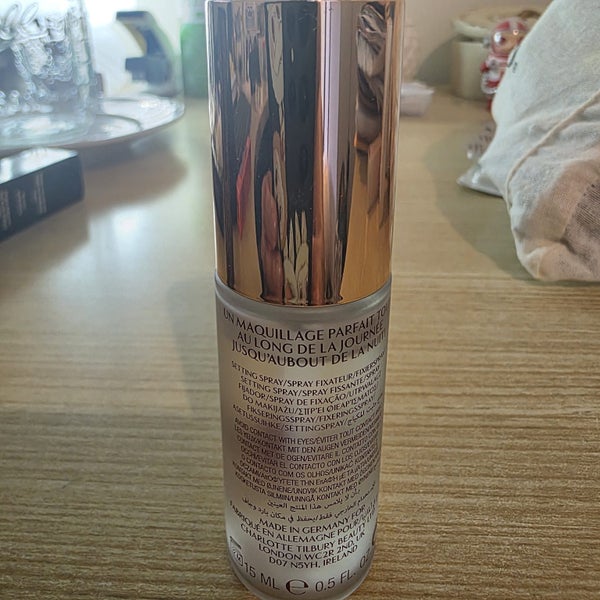 Charlotte Tilbury Airbrush Flawless Setting Spray 15ml Carousel 3