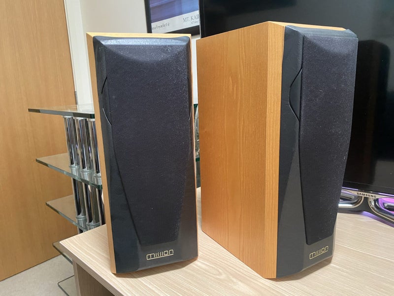 Plinius 3100 + Plinius 2.4 + Mission 772 – fantastic hi-fi system Carousel 11