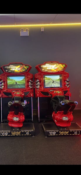 Arcade machine super bikes Carousel 2