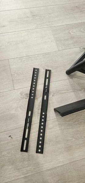 Universal swivel TV mount Carousel 2