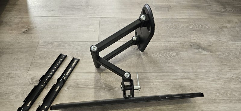 Universal swivel TV mount Carousel 3