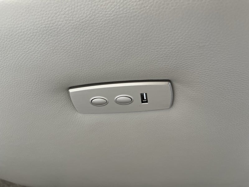 AS-NEW 3 SEAT LEATHER ELECTRIC RECLINER Carousel 3