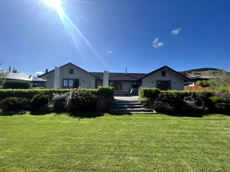 Wanaka, 4 bedrooms64651610632323114