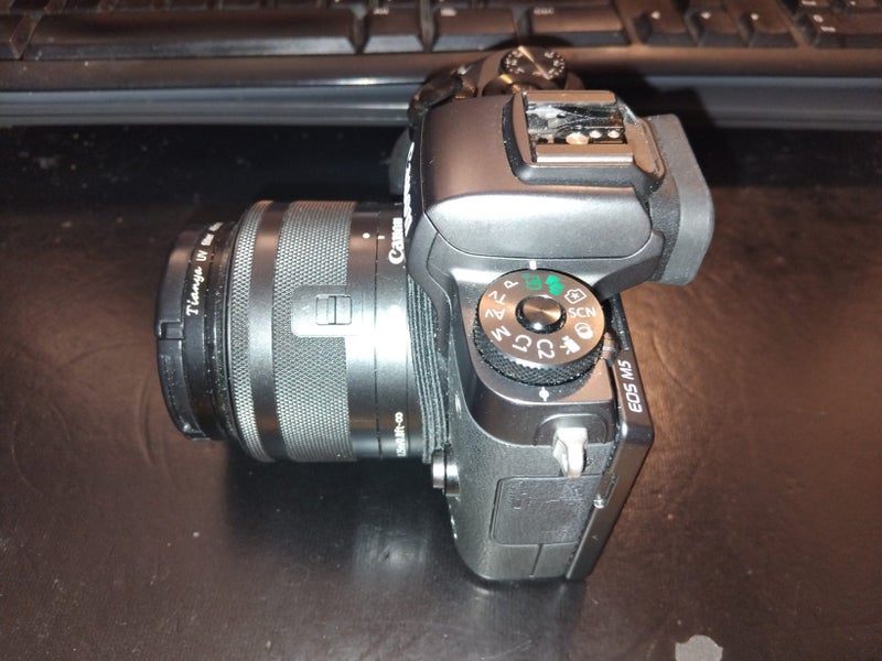 Canon EOS M5 Carousel 2