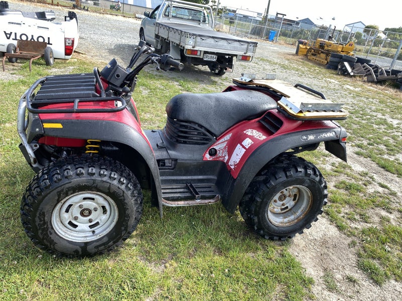 Can-Am Bomadiere 200364652294620929111