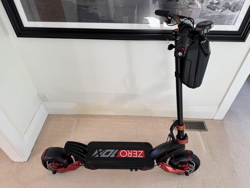 Zero 10X E-Scooter **$1 Reserve**64652786692611111