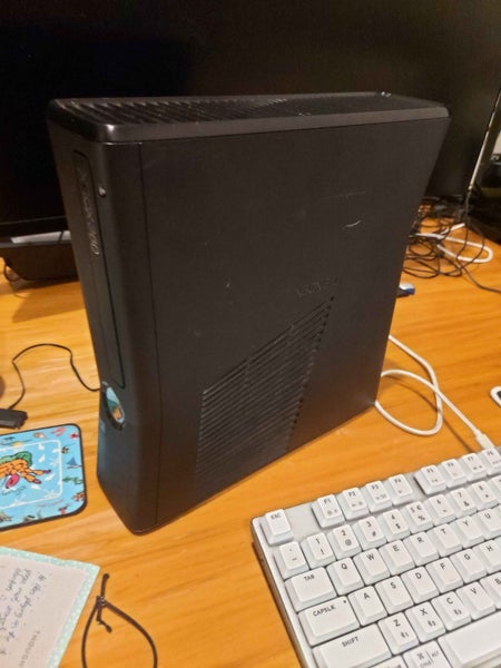 RGH3 RGH Xbox 360 Slim Corona 320gb HDD, console only Carousel 1