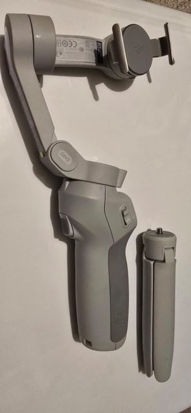 DJI OSMO 4 Gimbal Carousel 1