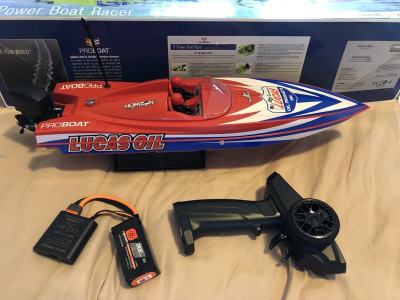 ProBoat 17 Power Boat Racer Carousel 1