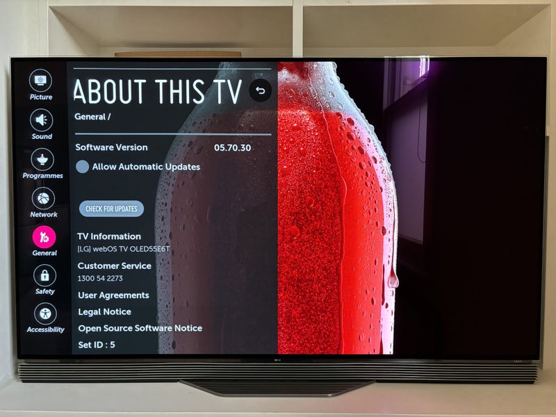 LG OLED 55E6 - Best 3D TV ever, very hard to find in this condition! Carousel 2
