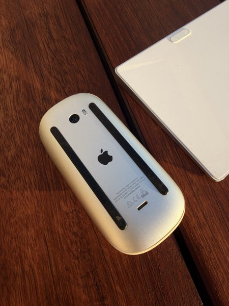 Apple Magic Keyboard & Mouse64653216348673114
