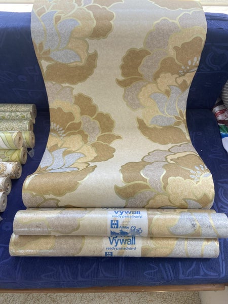 Original retro 80's wallpaper - Auction 10 Carousel 1