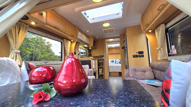 STUNNING!! ELDDIS CRUSADER CYCLONE, ISLAND BED!!64656608268162113
