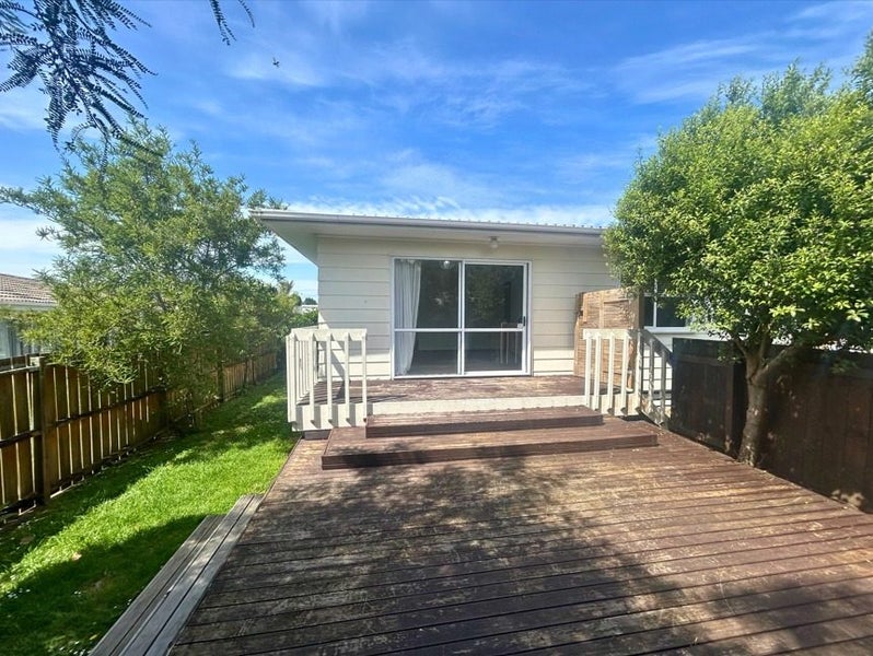 New Lynn, 3 bedrooms64656909083010111
