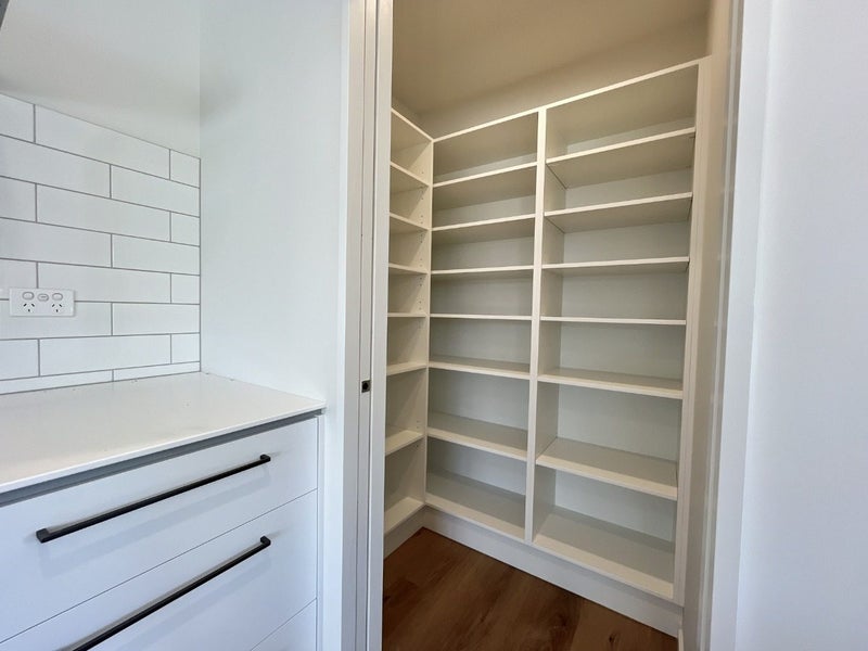 Rolleston, 4 bedrooms64657713302915113