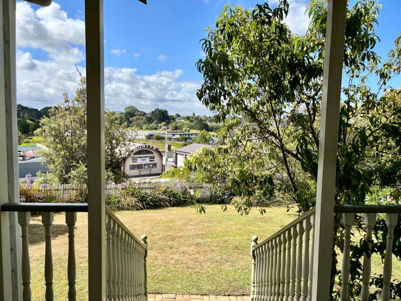 Waiuku, 4 bedrooms64657911881729110