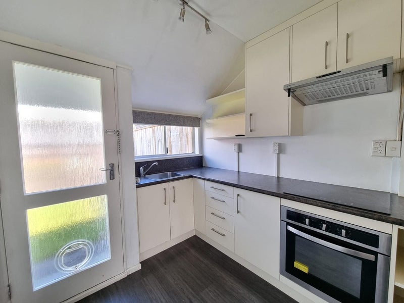 Trentham, 2 bedrooms64657911998339114