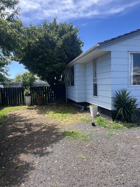 Conifer Grove, 3 bedrooms64658010754689111