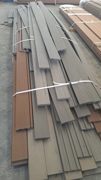 Timbertech Composite Decking 140 x 25 - Mixed profiles - Damaged - 300 LM+64658220168323112