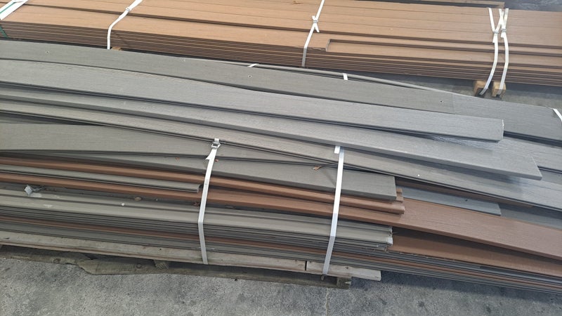 Timbertech Composite Decking 140 x 25 - Mixed profiles - Damaged - 300 LM+64658220168323111