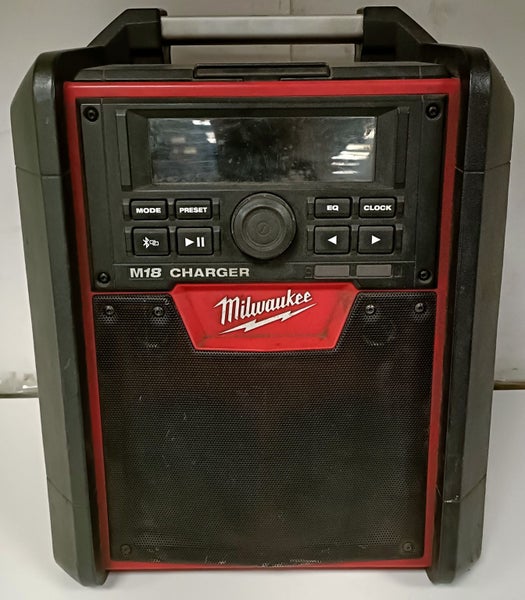 MILWAUKEE 18V M18 JOBSITE RADIO/CHARGER (TOOL ONLY) WORKSITE RADIO #A18105409-4 Carousel 1