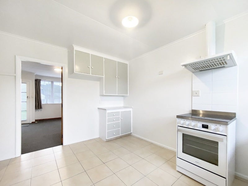 Maoribank, 2 bedrooms64658305796609111