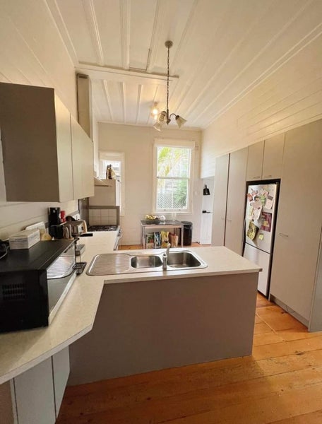 Eden Terrace, 6+ bedrooms64658330313474114