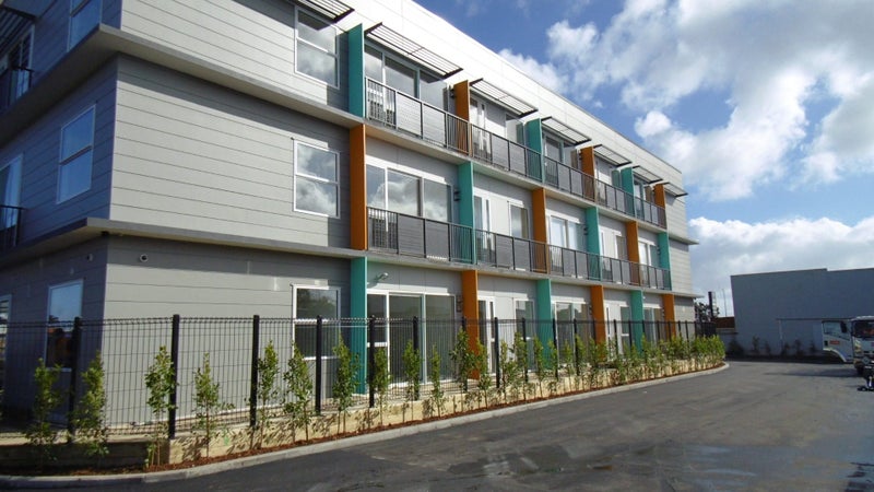 Papatoetoe, Studio64658404887041110