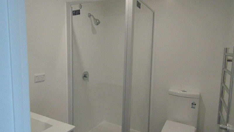 Papatoetoe, Studio64658899125121114