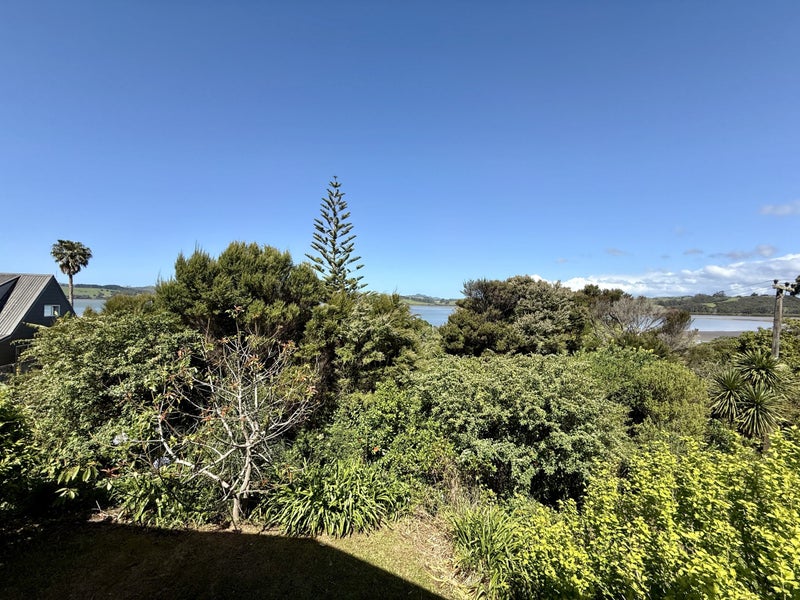 9 Grey Street East, Mangonui64658405100803111