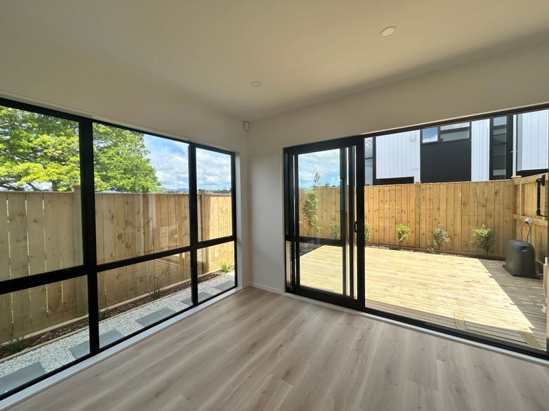 Henderson, 2 bedrooms64658503055361111