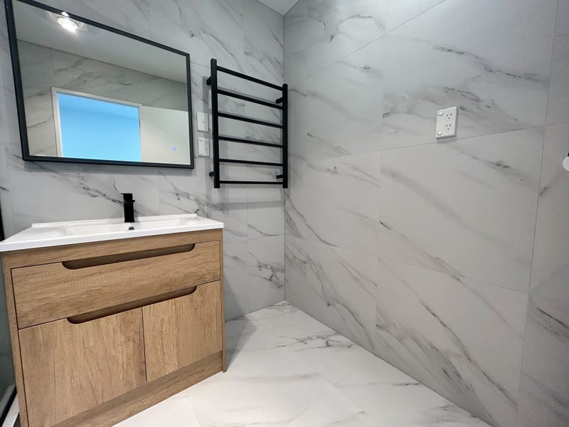 Henderson, 2 bedrooms64658503055361114