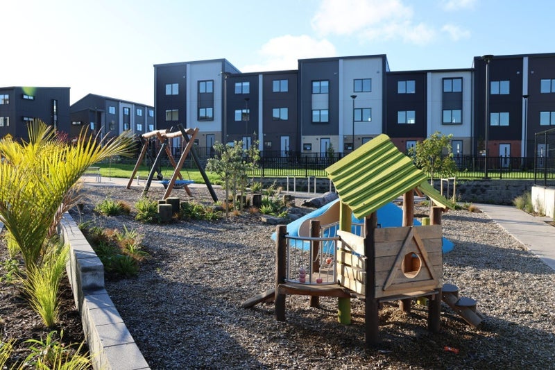 Glen Eden, 2 bedrooms64658503070722111