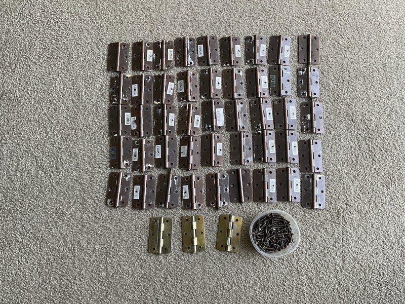 Bulk lot of door hinges Carousel 1