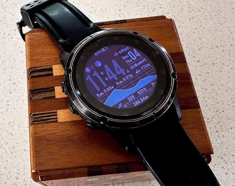 Garmin Fenix 5 Plus sapphire crystal screen Carousel 1