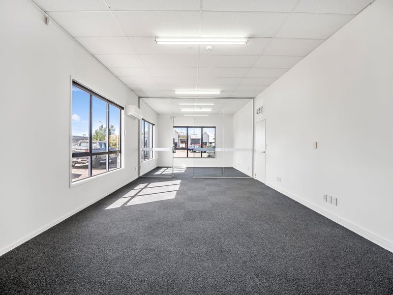 Live Where You Work - Home, Offices, Workshop64658688486145111